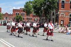 Scots Highlander Pipes and Drums